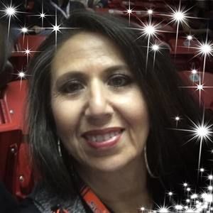 Meet your Posher, Connie